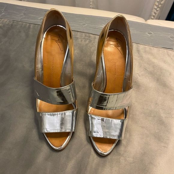 Guizeppe Zanotti heels, size 39(8,5) - Picture 1 of 7